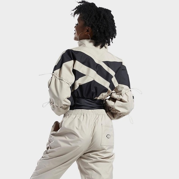 NWOT Reebok Cardi B Beige & Black Jogger Jacket & Pants Set - Picture 12 of 16